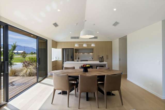 16 Carrick lane Queenstown_2