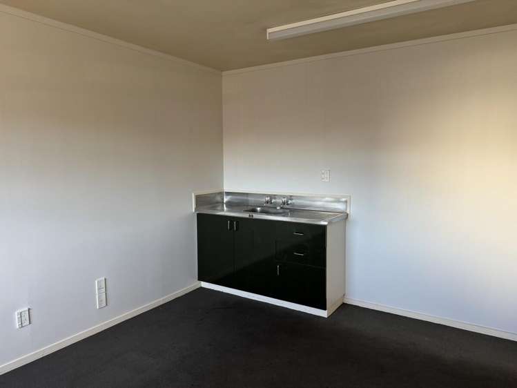 410 Queen Street West Hastings Central_7