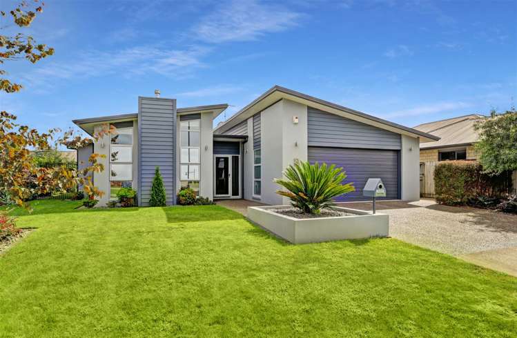 8 Ashington Grove Huntington_0