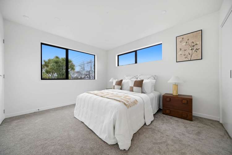 2/67 Wharf Road Te Atatu Peninsula_16