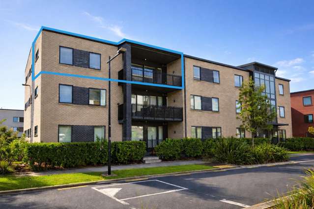 Bigger Than The Rest! - City-Fringe Living!