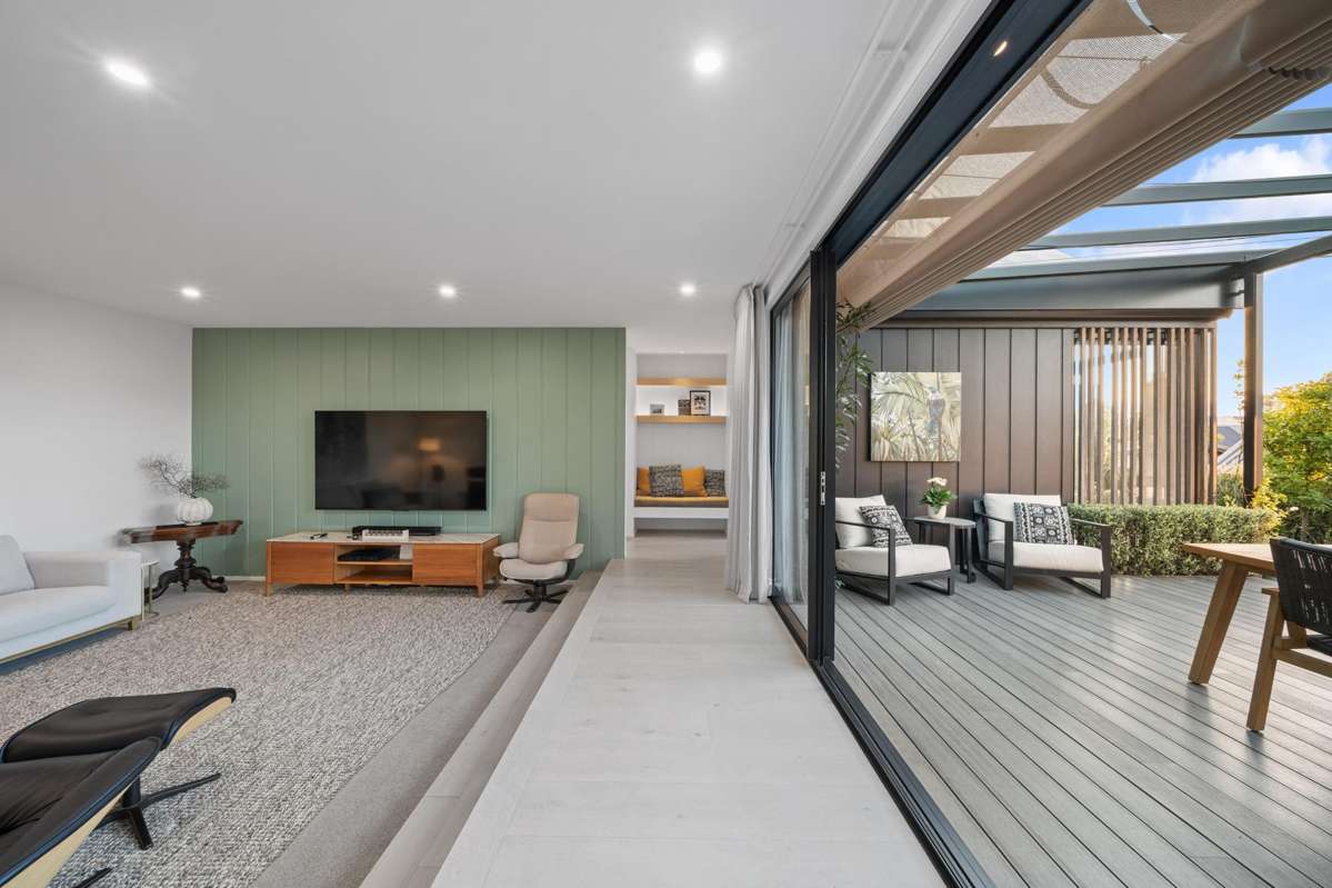 5 Winstone House Road_5