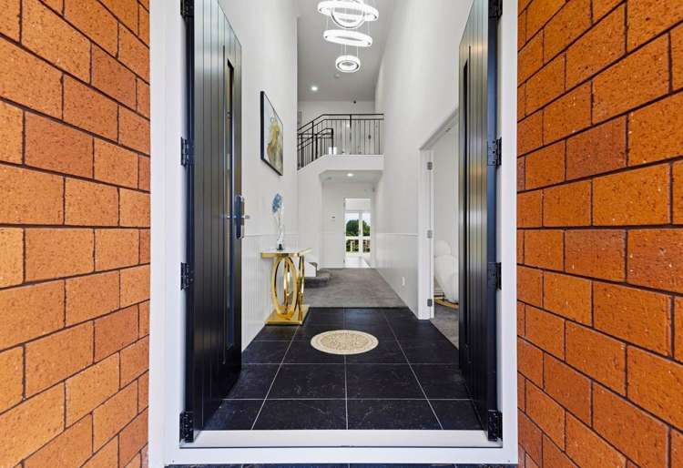 31 Regis Lane Flat Bush_1