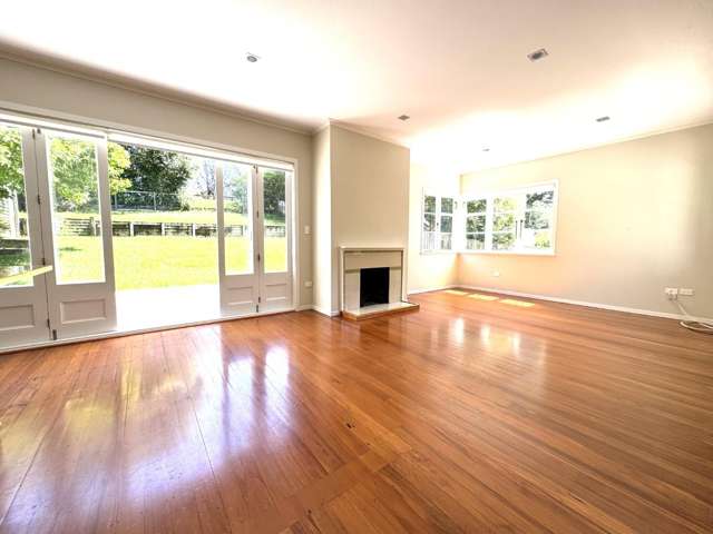 82 McCullough Ave 1805_4