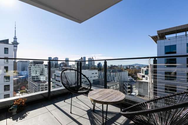Near New, Freehold, Modern & Safe