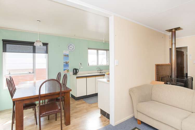 8 Dennis Street Outer Kaiti_9