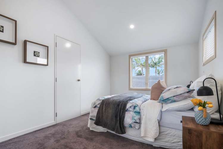 26b Eastern Beach Road Eastern Beach_13