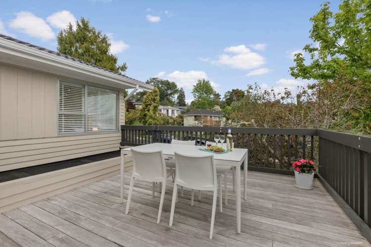 17 Havelle Avenue Titirangi_9