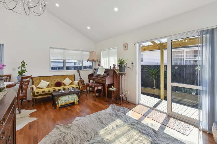 19 Swallow Drive Manurewa_4