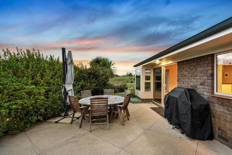 467 Aka Aka Road Aka Aka_14