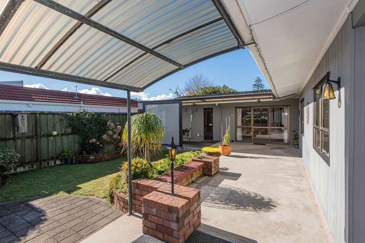 230 Fairway Drive Kamo_13
