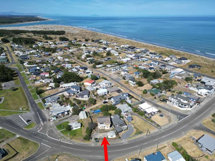 2 Ocean Beach Street Foxton Beach_9