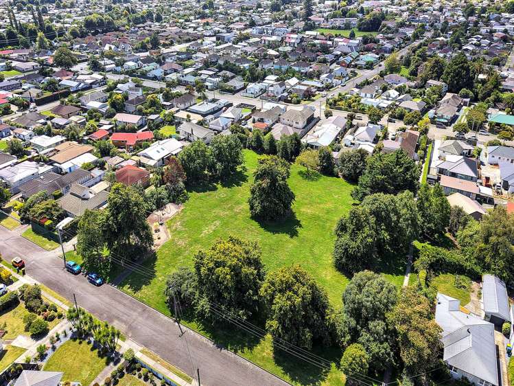 1/11 Manson Avenue Stoke_17