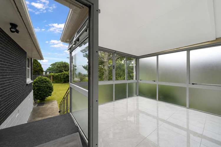 41 Royal Road Massey_2