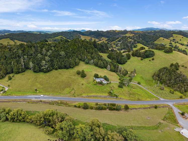 2321 State Highway 1 Hukerenui_24