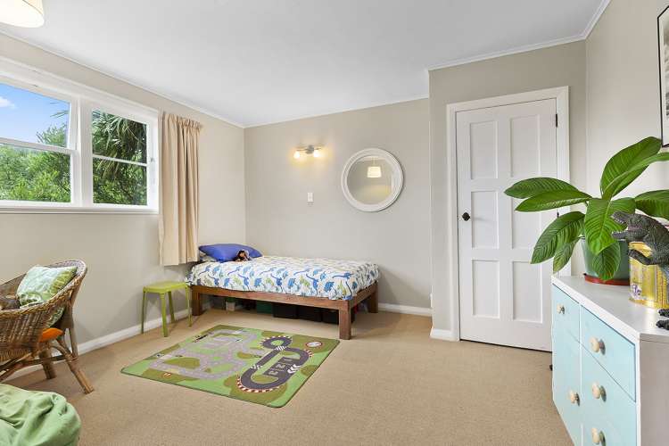 39 Kinghorne Street Strathmore Park_5