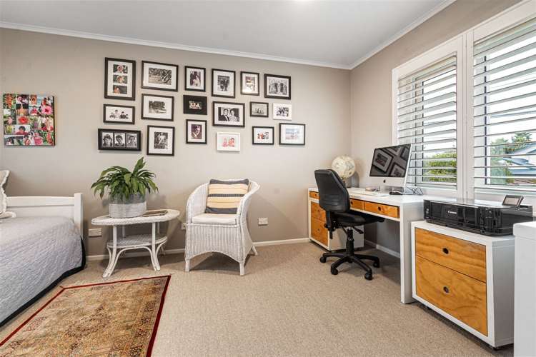 58 Old Lake Road Narrow Neck_16