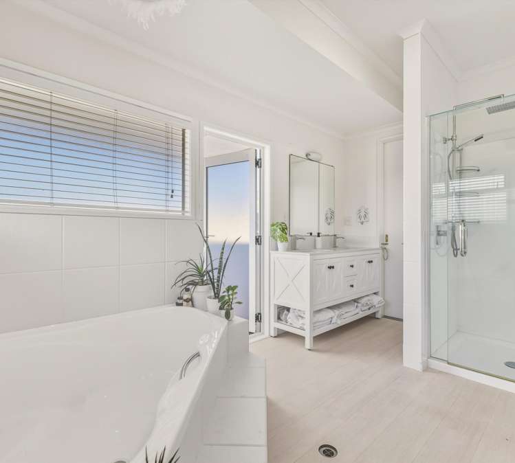 198 Oceanbeach Road Mt Maunganui_16