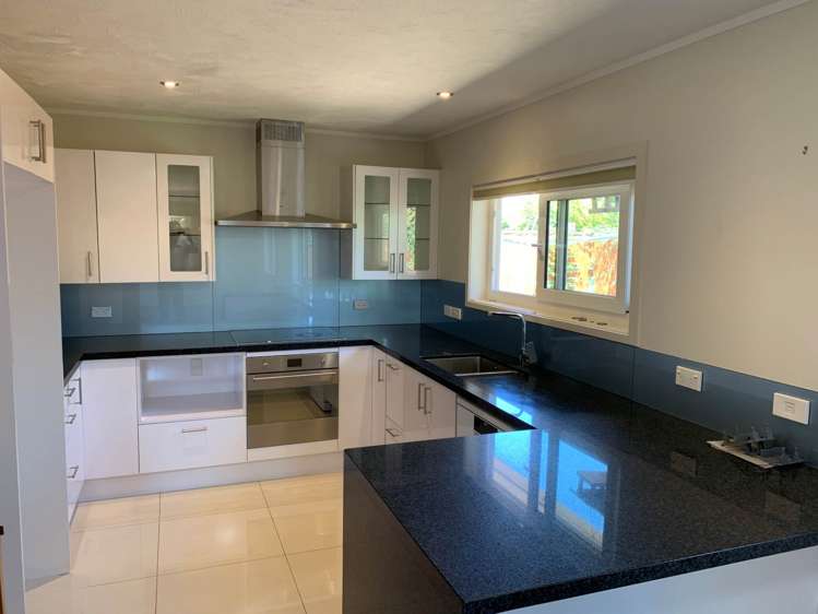 2/10 Pukeko Place Papatoetoe_1