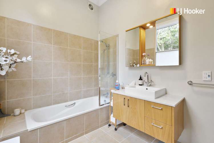 8 Logie Street North East Valley_13