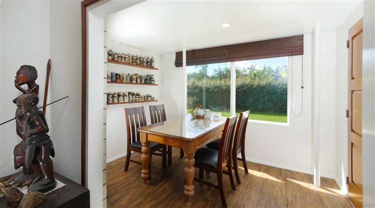 22 Guys Road Yaldhurst_8