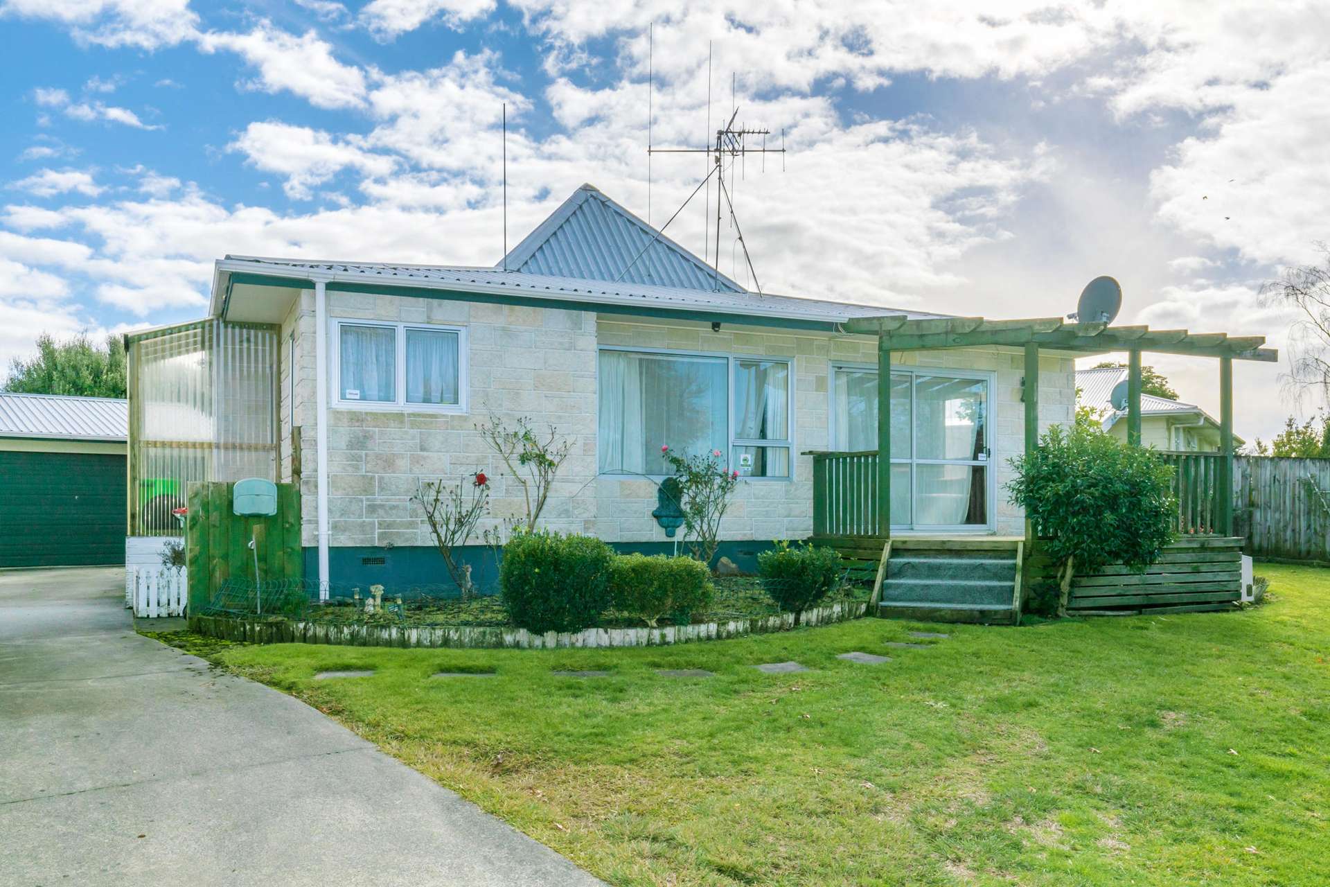 36 Oakfield Crescent Pukete_0