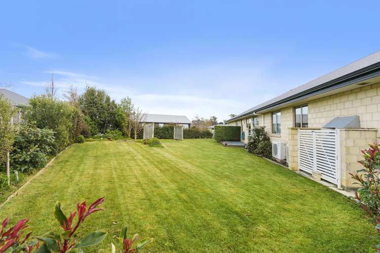 12 Cherry Lane Martinborough_14