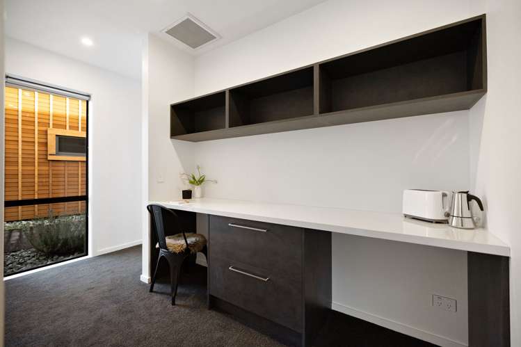 13 Falconer Rise Jacks Point_22