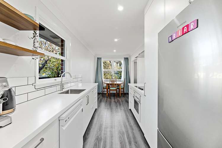 6b Washington Crescent Redwoodtown_6