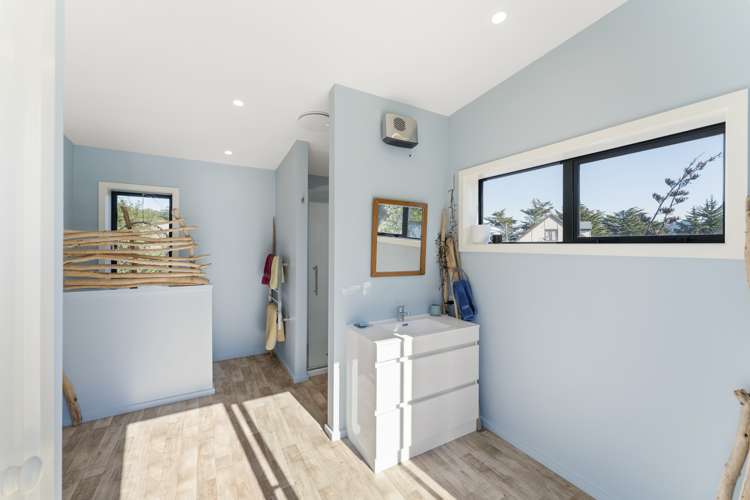 15D Tenby Street Moeraki_9