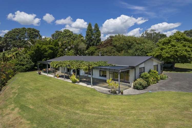 276 Plummers Point Road Whakamarama_2