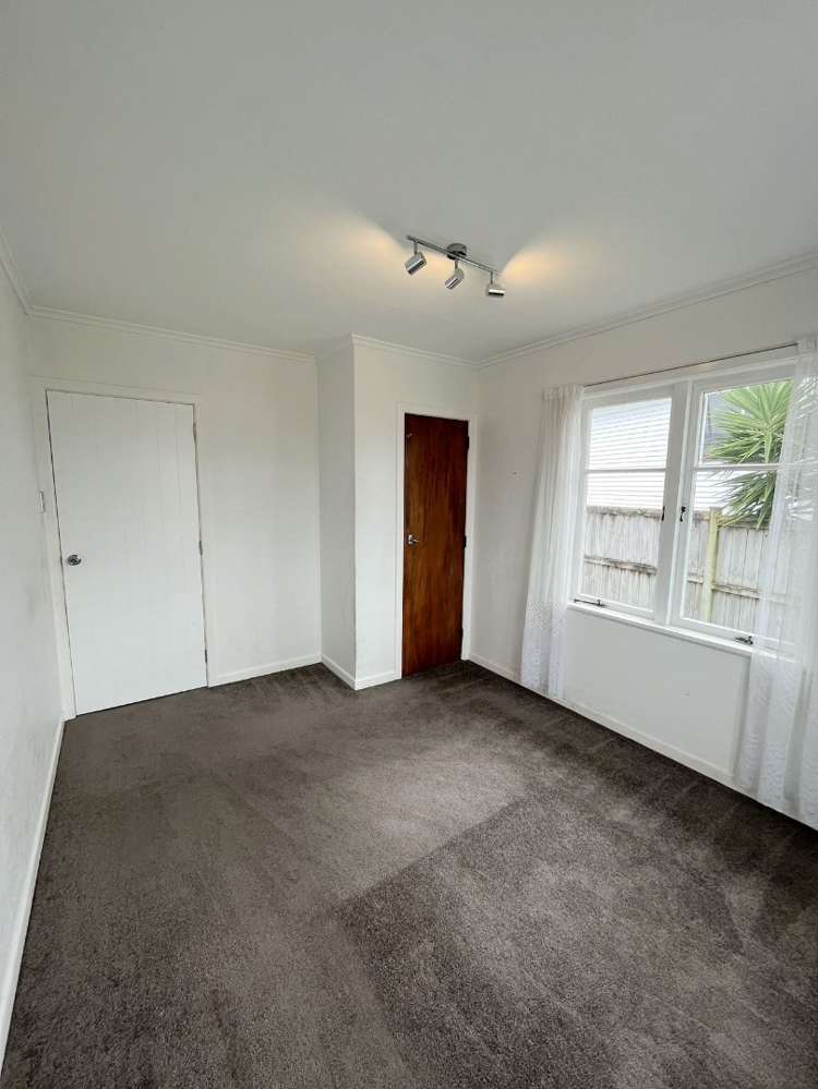 42 Tiroroa Avenue Te Atatu South_8