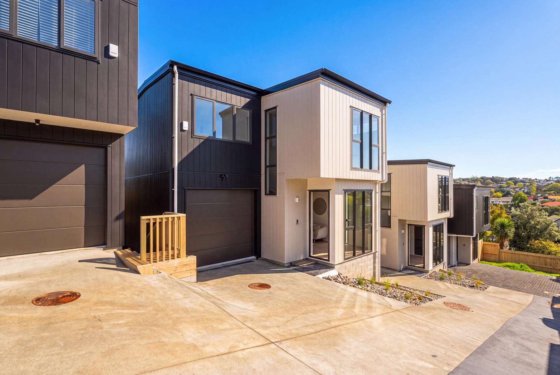 15 Montclair Rise Browns Bay_0