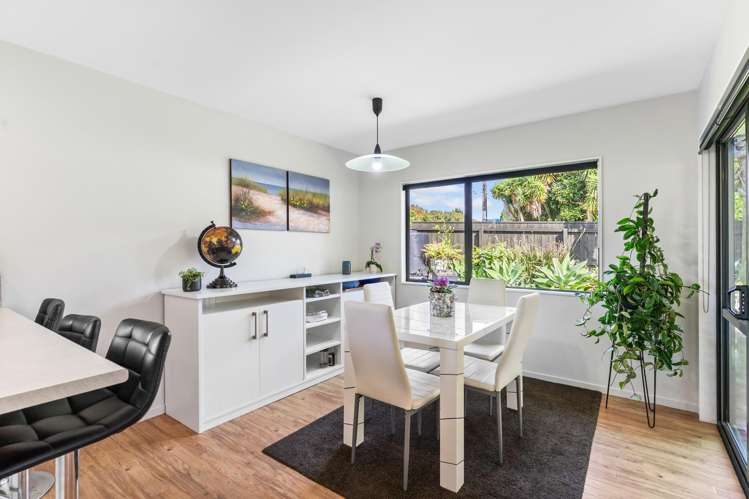 88 McRobbie Road Kingseat_6