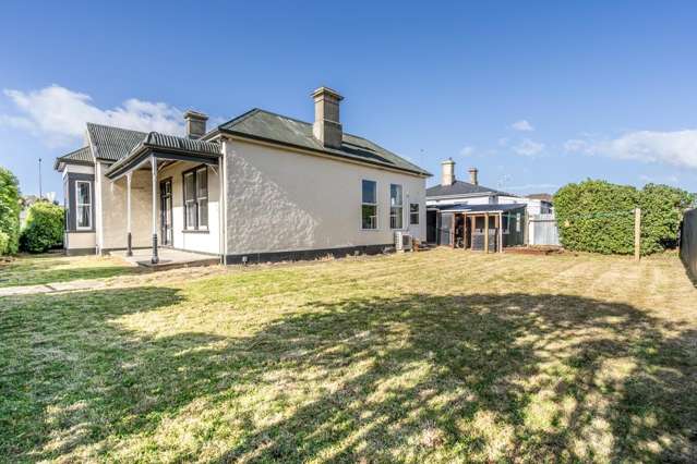 4-Bedroom Character Home Close to Town