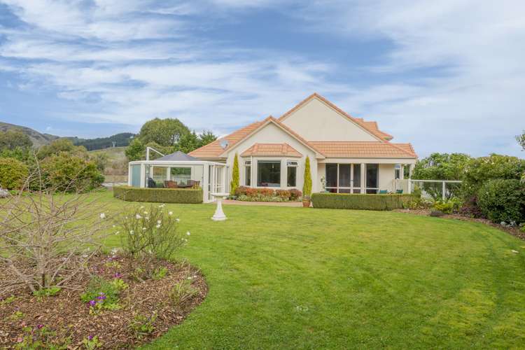 74 Greendale Drive Otaihanga_1