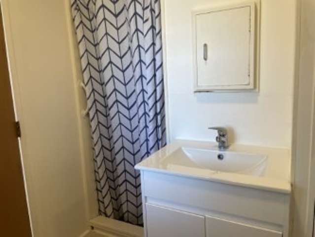 8/185-189 Naenae Road 1315_4