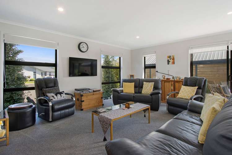 48 Arran Drive Aongatete_5