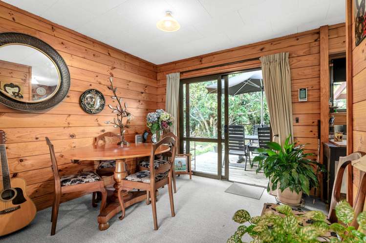 6 Seddon Road Puketaha_4