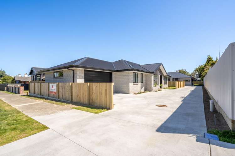 318 Crinan Street Georgetown_21