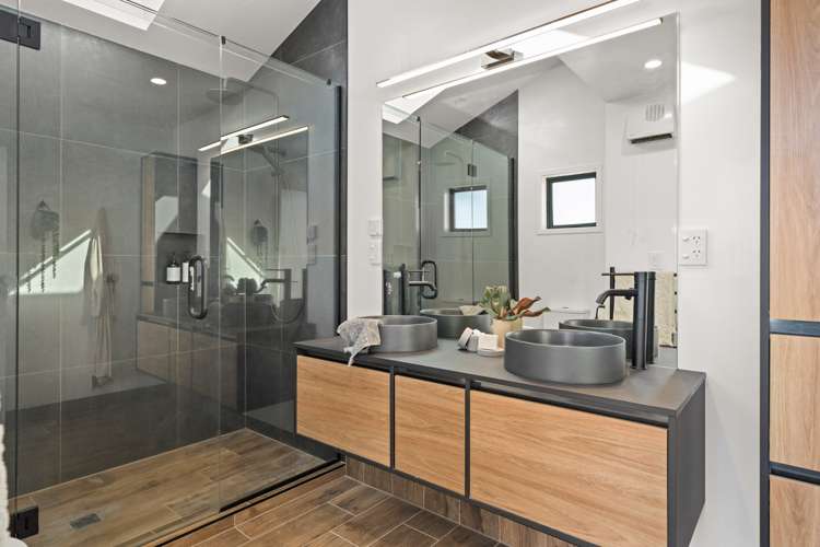 38 Holcombrooke Lane Welcome Bay_14