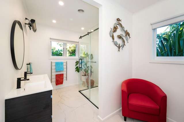 9 Kuku Street Te Awanga_1