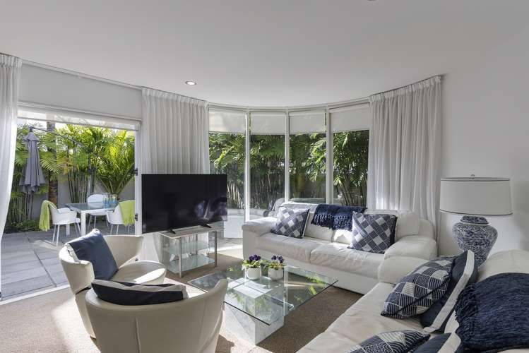 3/38 Sarsfield Street Herne Bay Auckland City Houses for Sale