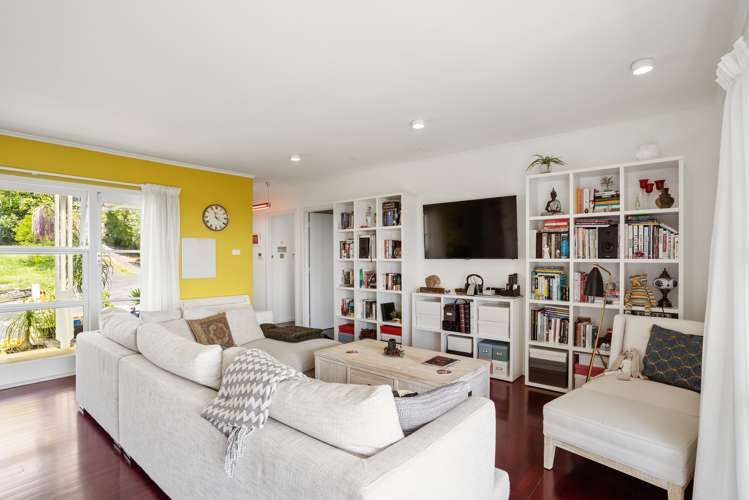 293 Don Buck Road Massey_9