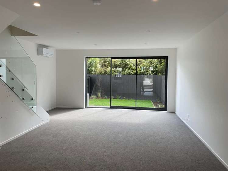 8/80 Eastcoast Bays Road Milford_1