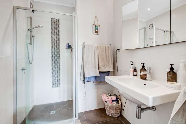 39 Roslyn Terrace Stanley Point_14