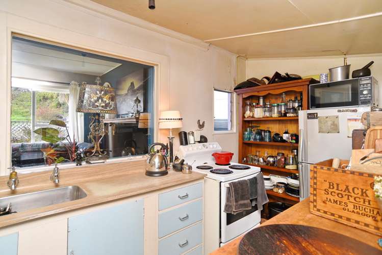 43 Batten Grove The Pines Beach_16