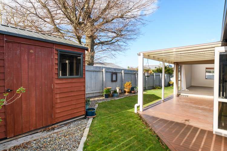 6 Elly Court Feilding_19