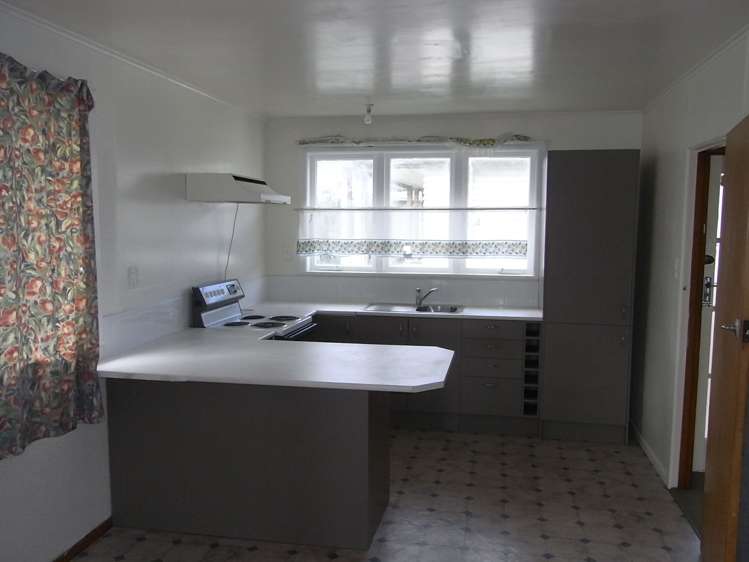 19 Maui Pomare Street Blockhouse Bay_3