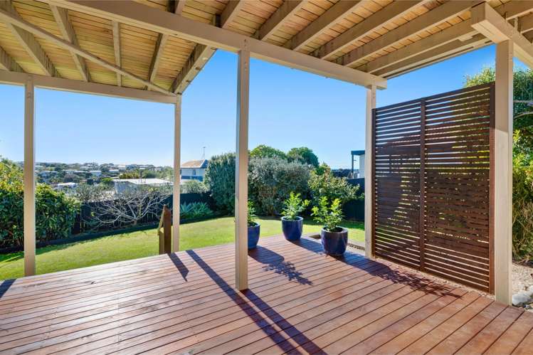 24 Halldene Terrace Red Beach_22